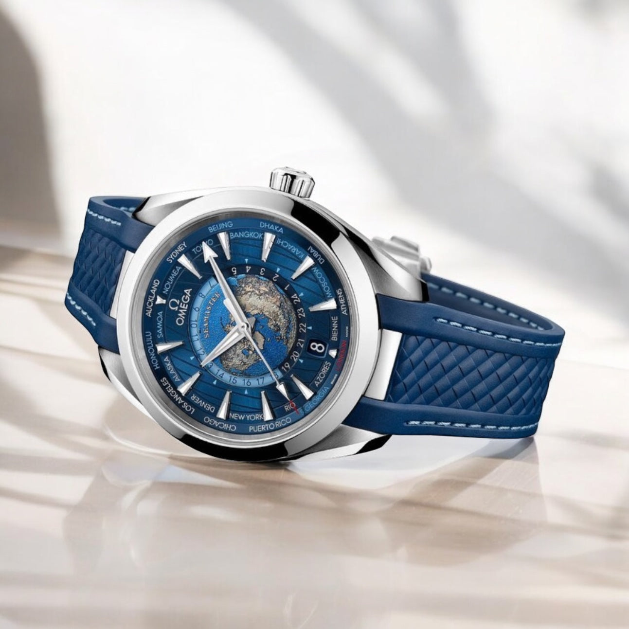 Omega Seamaster Worldtimer 220.12.43.22.03.001, 2022