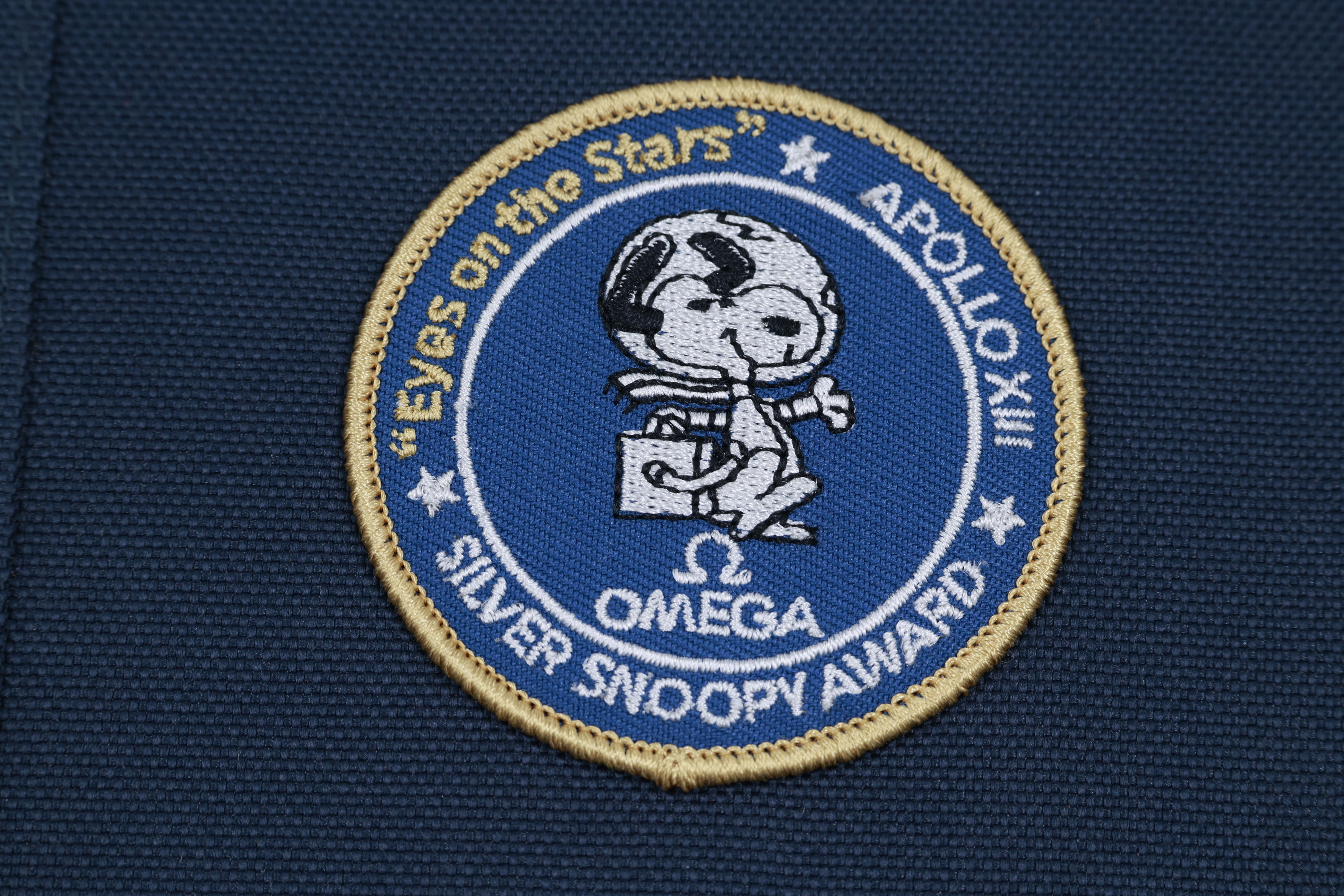 Omega - Speedmaster Silver Snoopy Award 50th Anniversary -310.32.42.50.02.001 - 2021